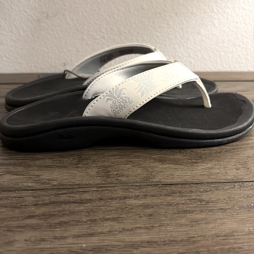 NWT [OluKai] Ohana Bight White/Hua Slip-On Flip Flop Thong Sandals Women’s 5.0 - Picture 13 of 16
